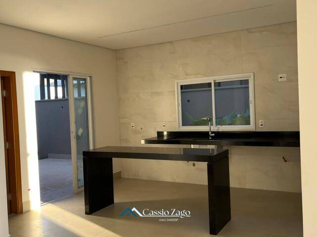 #CA1002 - Casa para Venda em São Carlos - SP - 2