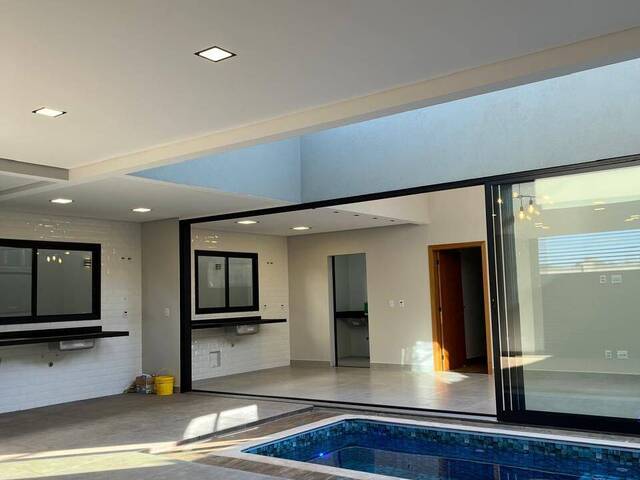 Casa para Venda em São Carlos - 2