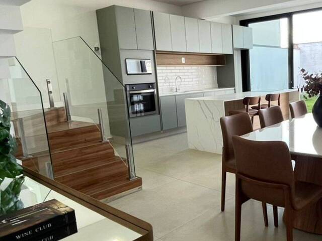 #CC1011 - Casa para Venda em São Carlos - SP - 2